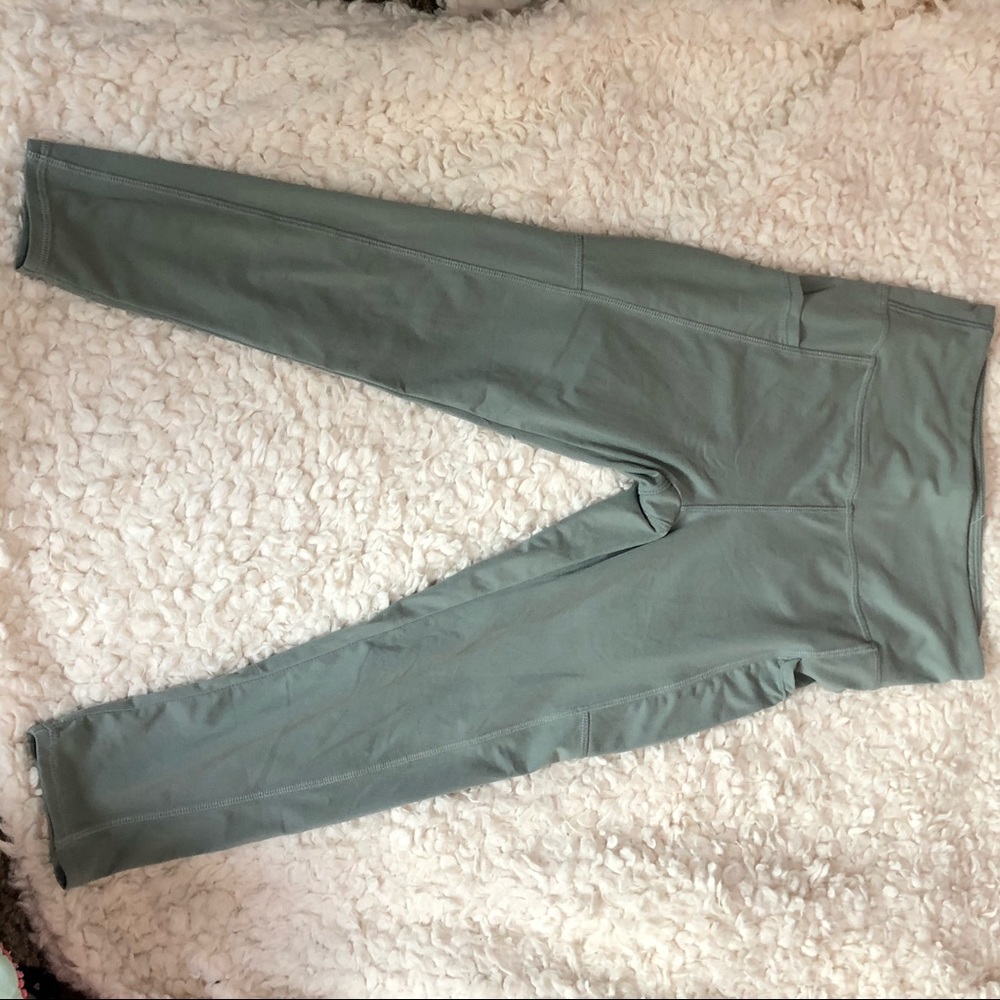 Leggings with pockets